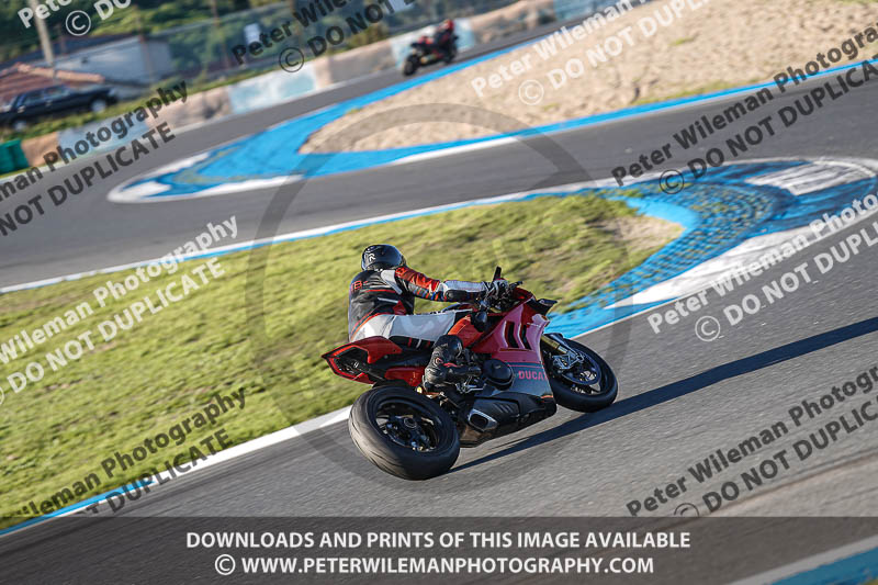 estoril;event digital images;motorbikes;no limits;peter wileman photography;portugal;trackday;trackday digital images